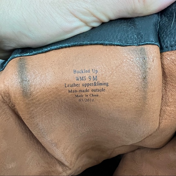 Gentle Souls Buckled Up black leather side zipper buckle Boots SZ 9 - Picture 12 of 13